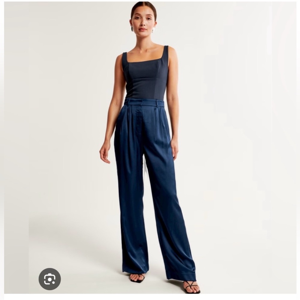 Abercrombie & Fitch Sloane Satin Tailored Pant